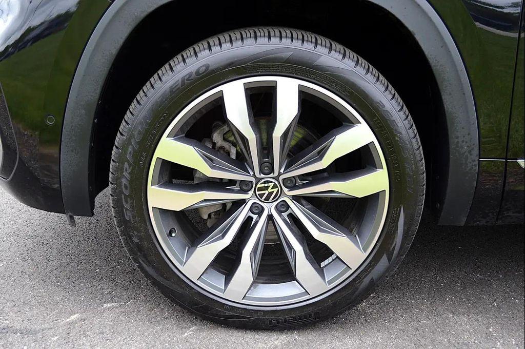 used 2023 Volkswagen Atlas car, priced at $39,950