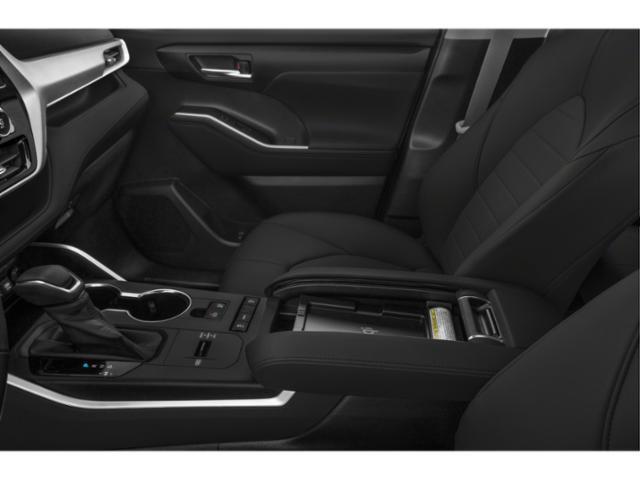 used 2021 Toyota Highlander car, priced at $33,950