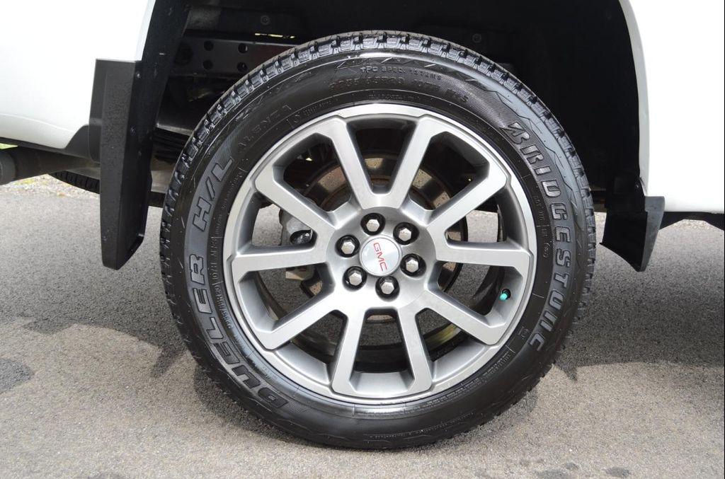 used 2022 GMC Canyon car, priced at $37,950