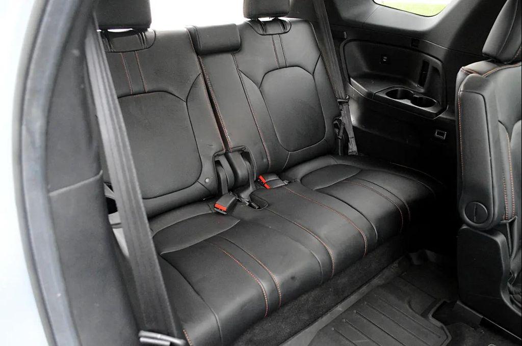 used 2025 Honda Pilot car, priced at $42,250