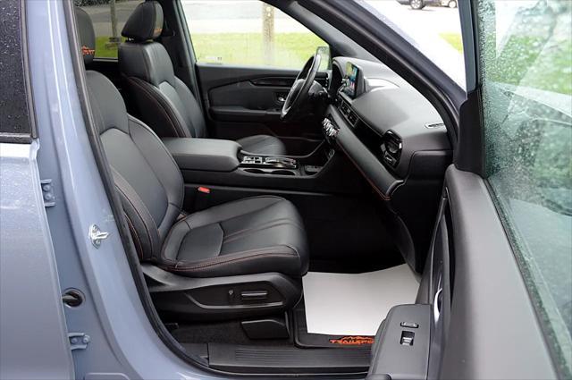 used 2025 Honda Pilot car, priced at $43,950