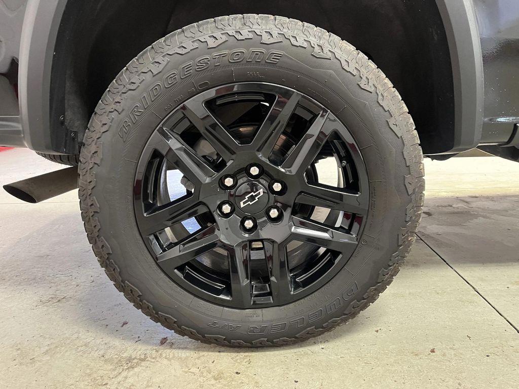 used 2024 Chevrolet Colorado car, priced at $36,995