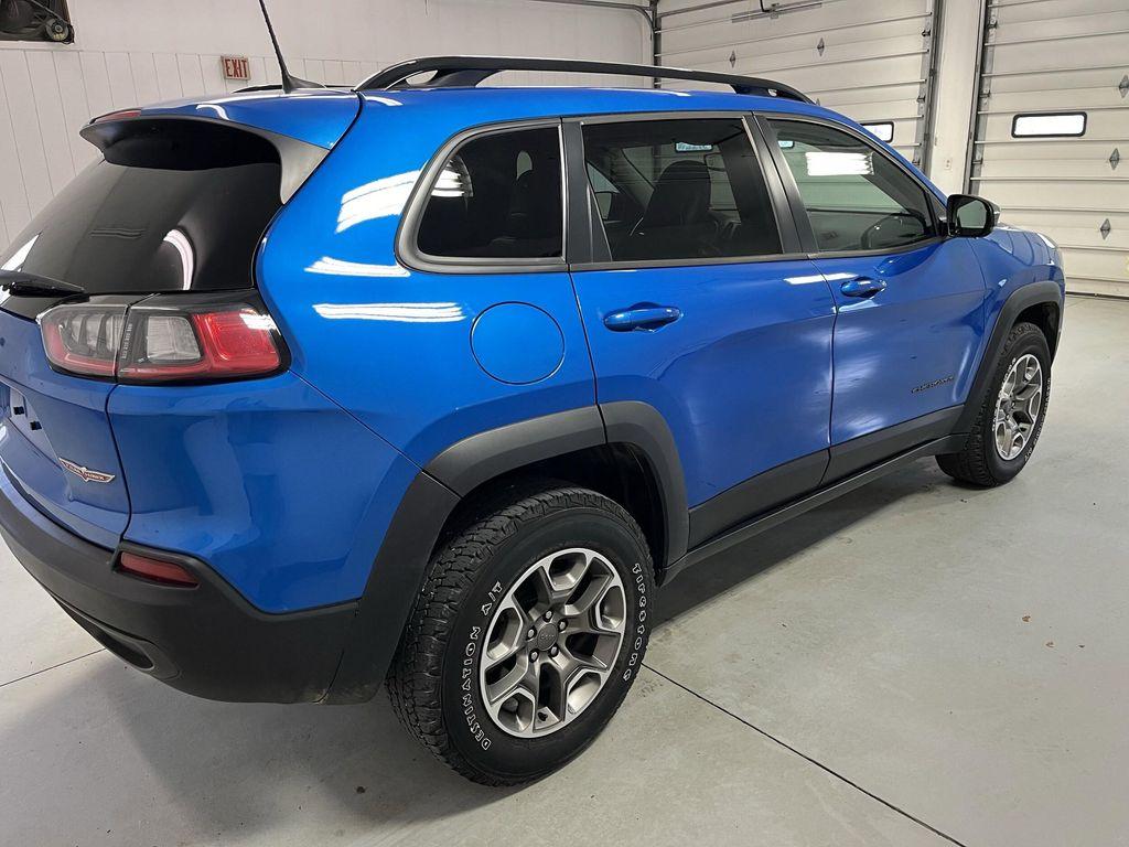used 2022 Jeep Cherokee car, priced at $24,995