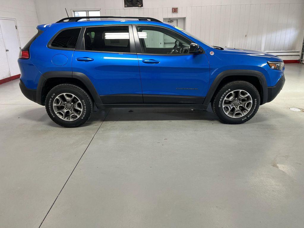 used 2022 Jeep Cherokee car, priced at $24,995
