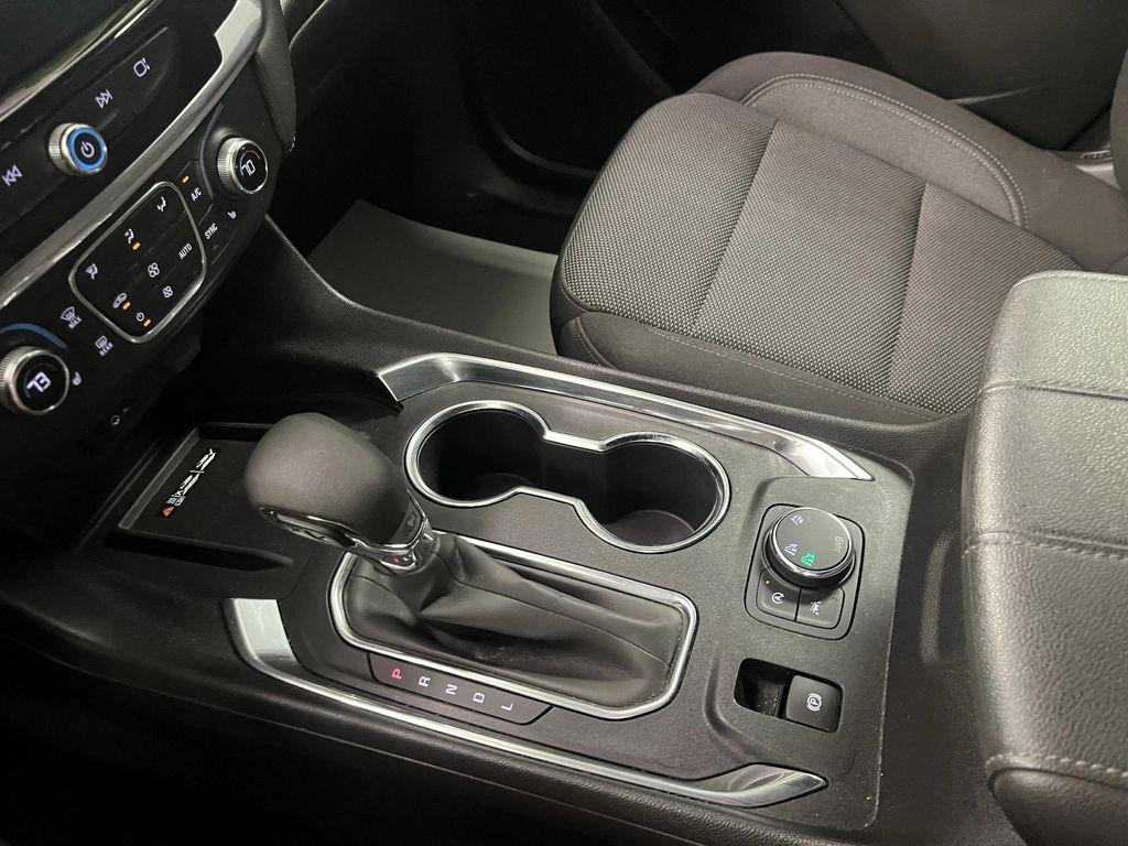used 2023 Chevrolet Traverse car, priced at $29,995