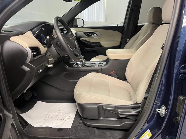 used 2022 Chevrolet Traverse car, priced at $27,495