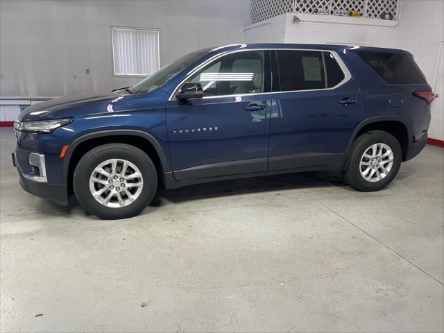 used 2022 Chevrolet Traverse car, priced at $27,495