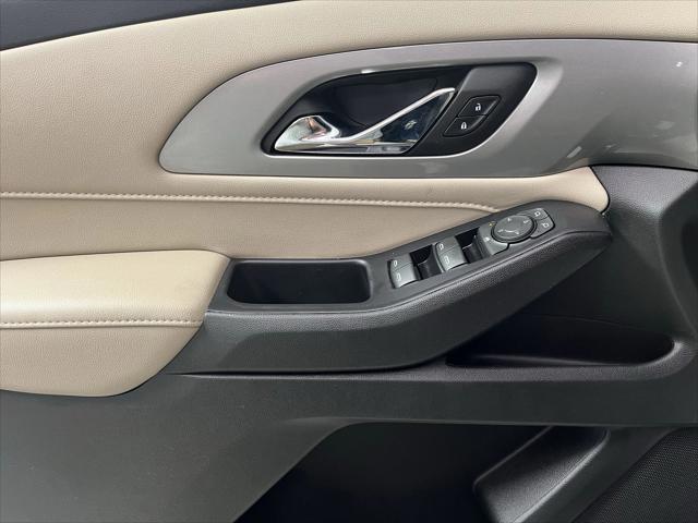 used 2022 Chevrolet Traverse car, priced at $27,495