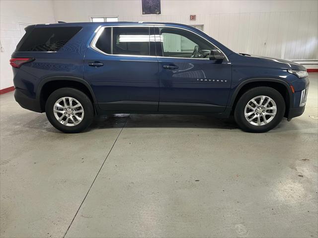 used 2022 Chevrolet Traverse car, priced at $27,495
