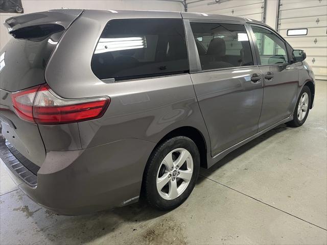 used 2020 Toyota Sienna car, priced at $28,995