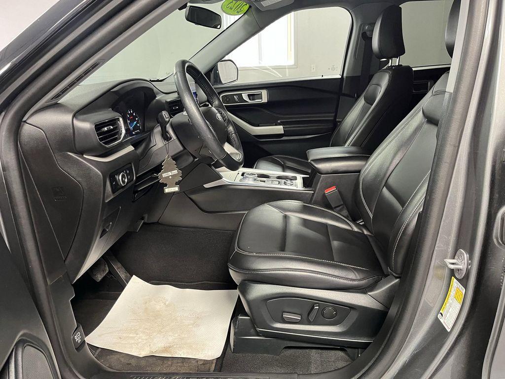 used 2023 Ford Explorer car, priced at $26,995