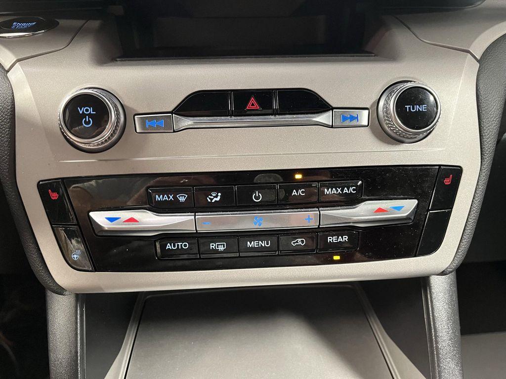 used 2023 Ford Explorer car, priced at $26,995