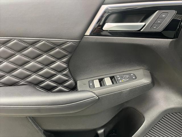used 2023 Mitsubishi Outlander PHEV car, priced at $30,995
