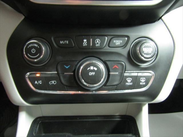 used 2021 Jeep Cherokee car, priced at $22,995