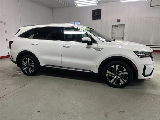 used 2024 Kia Sorento Hybrid car, priced at $33,995