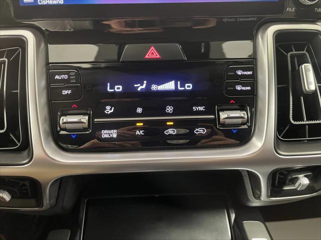 used 2024 Kia Sorento Hybrid car, priced at $33,995
