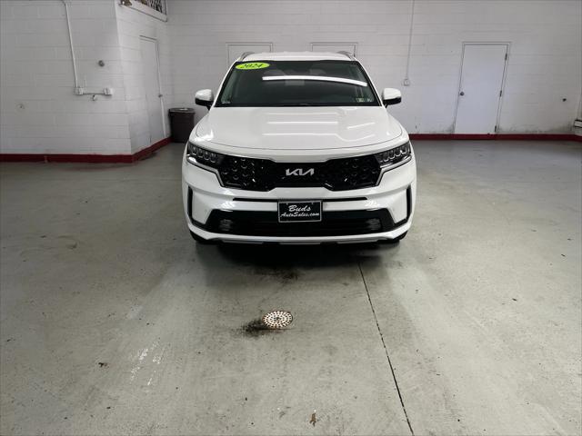 used 2024 Kia Sorento Hybrid car, priced at $33,995