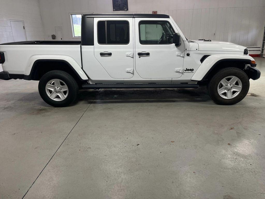 used 2023 Jeep Gladiator car, priced at $28,495