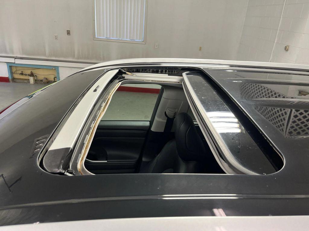 used 2022 Toyota Highlander car, priced at $35,995