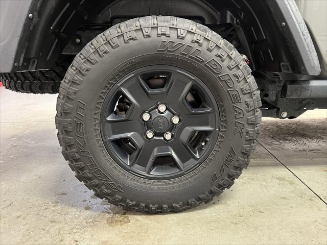 used 2022 Jeep Gladiator car, priced at $37,995