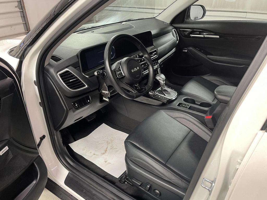 used 2024 Kia Seltos car, priced at $24,995