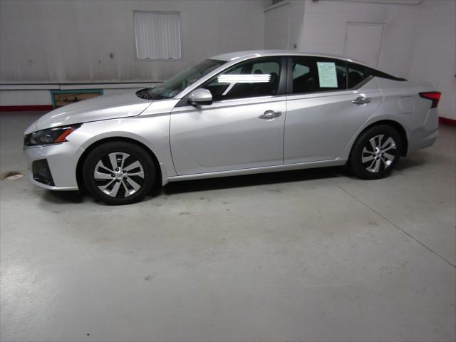 used 2023 Nissan Altima car, priced at $19,995