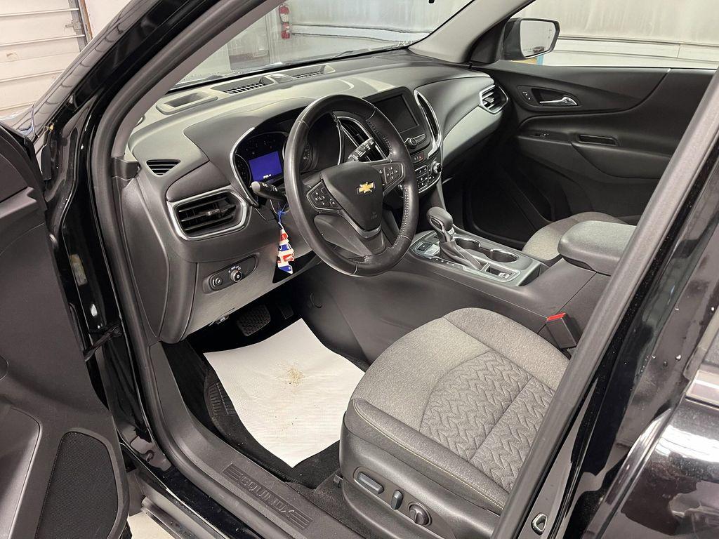 used 2022 Chevrolet Equinox car, priced at $21,995