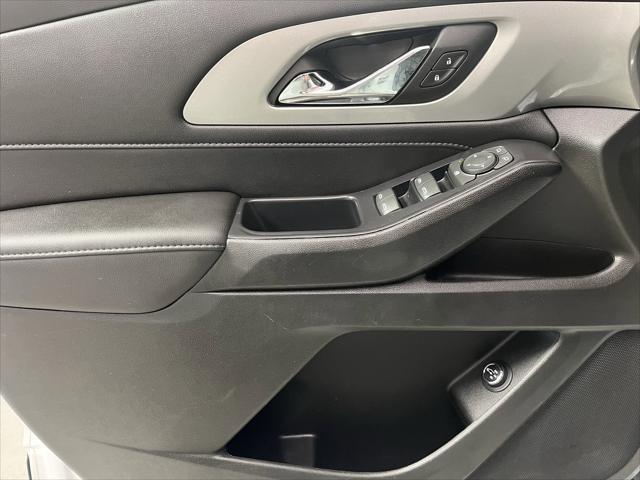 used 2022 Chevrolet Traverse car, priced at $30,995