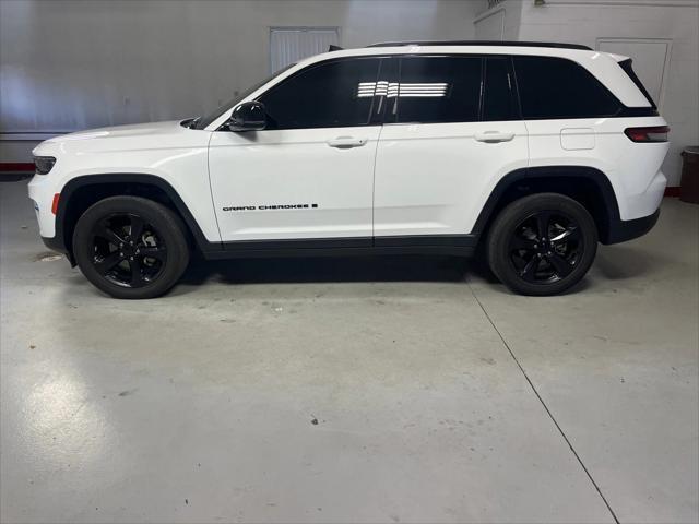 used 2023 Jeep Grand Cherokee car, priced at $33,495