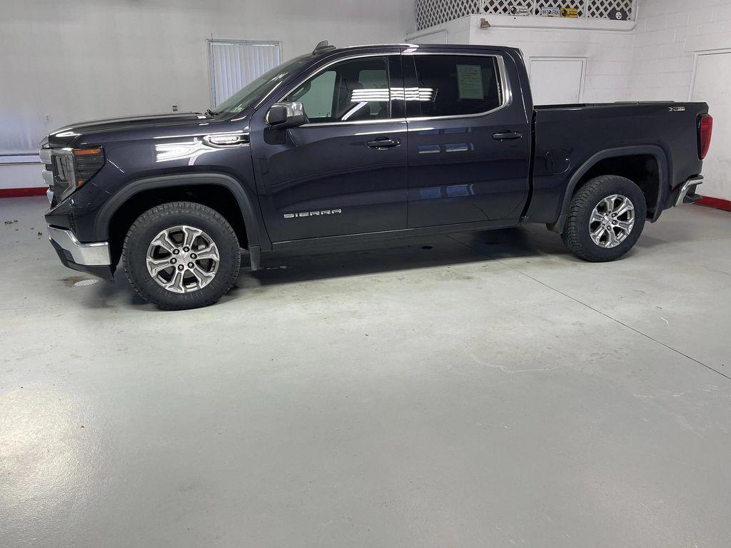 used 2023 GMC Sierra 1500 car, priced at $38,495