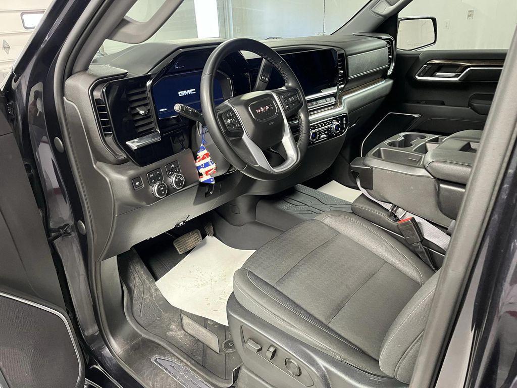 used 2023 GMC Sierra 1500 car, priced at $38,495