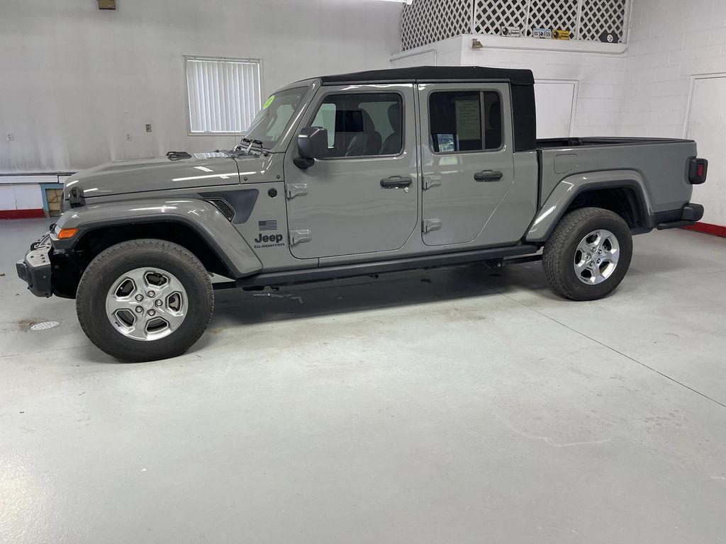 used 2021 Jeep Gladiator car, priced at $30,995