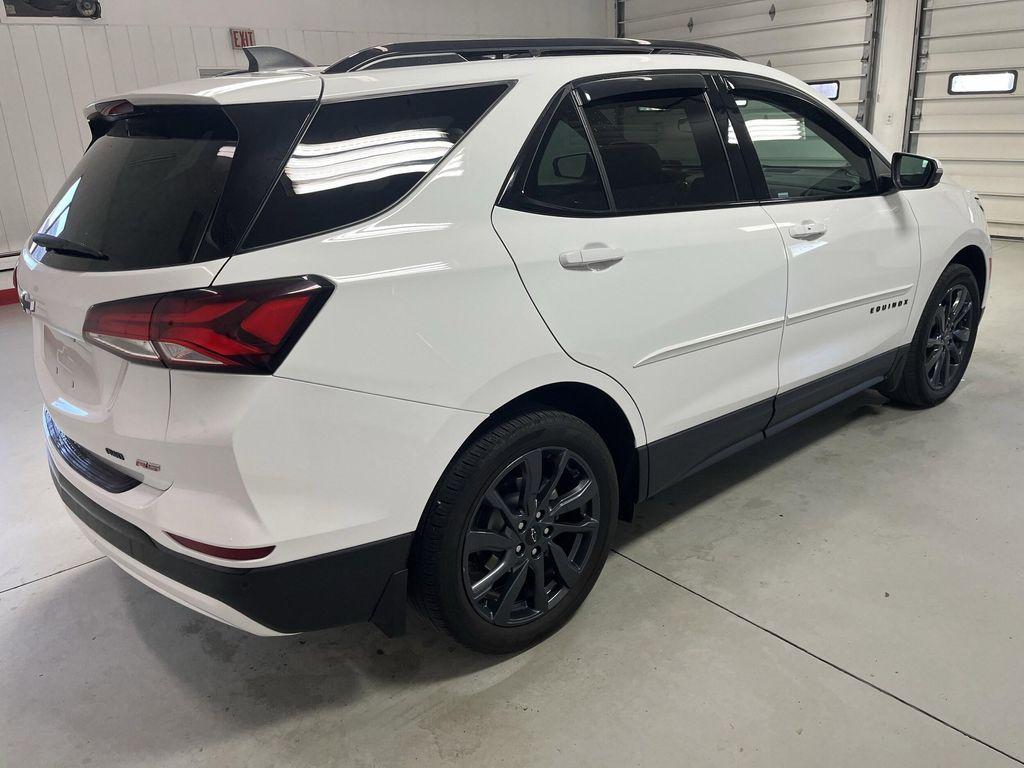 used 2024 Chevrolet Equinox car, priced at $27,995