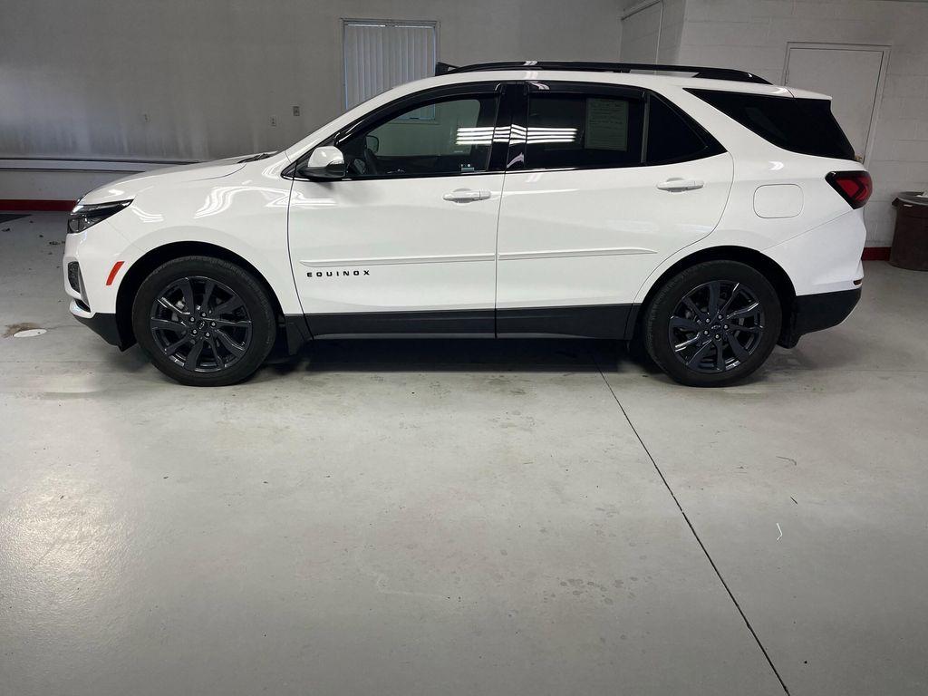 used 2024 Chevrolet Equinox car, priced at $27,995
