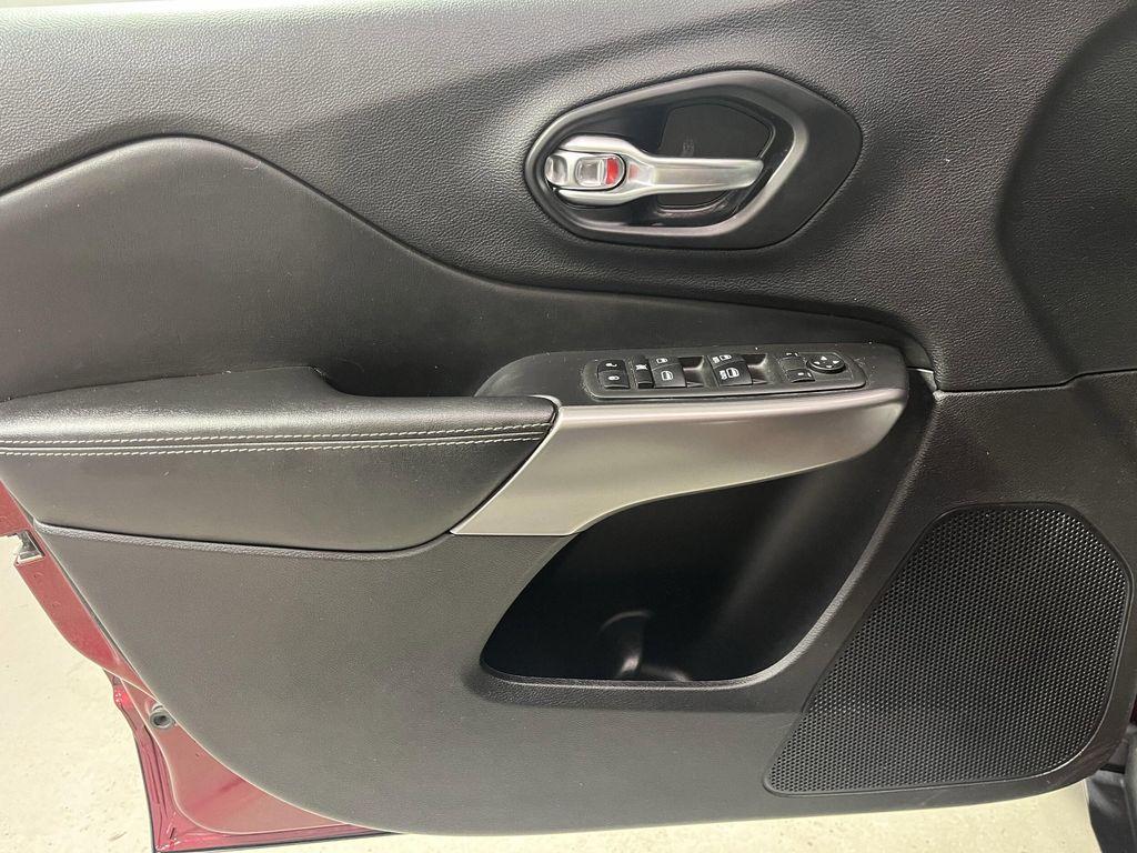 used 2021 Jeep Cherokee car, priced at $21,995
