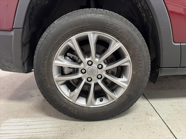 used 2021 Jeep Cherokee car, priced at $21,995