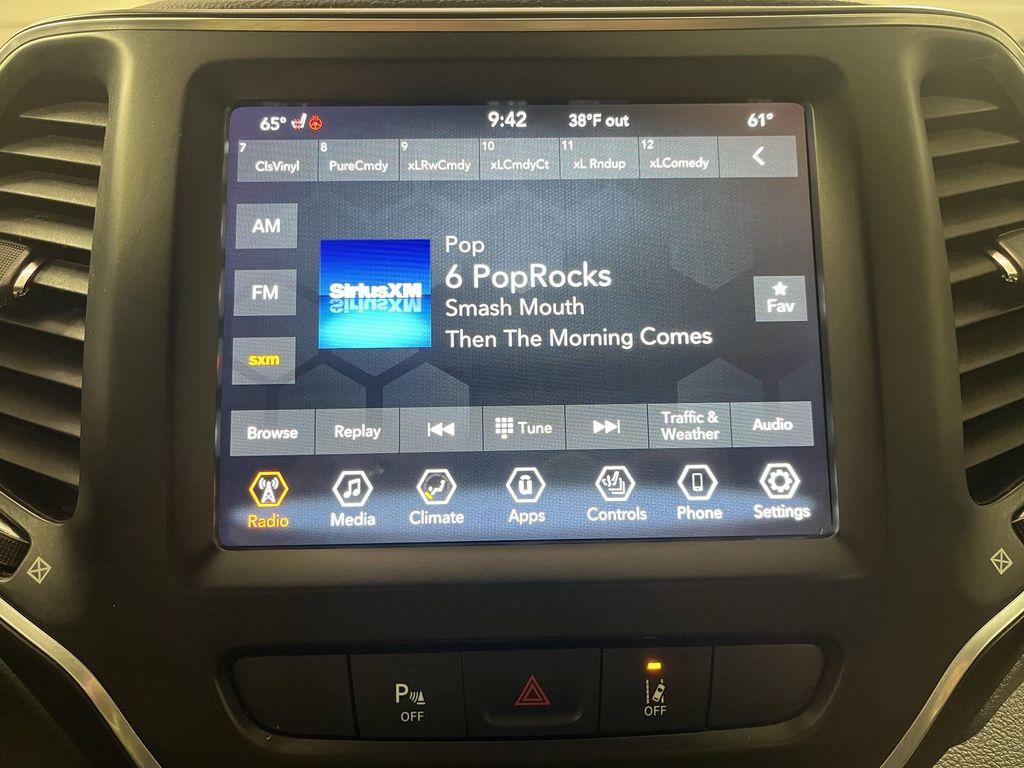 used 2021 Jeep Cherokee car, priced at $21,995