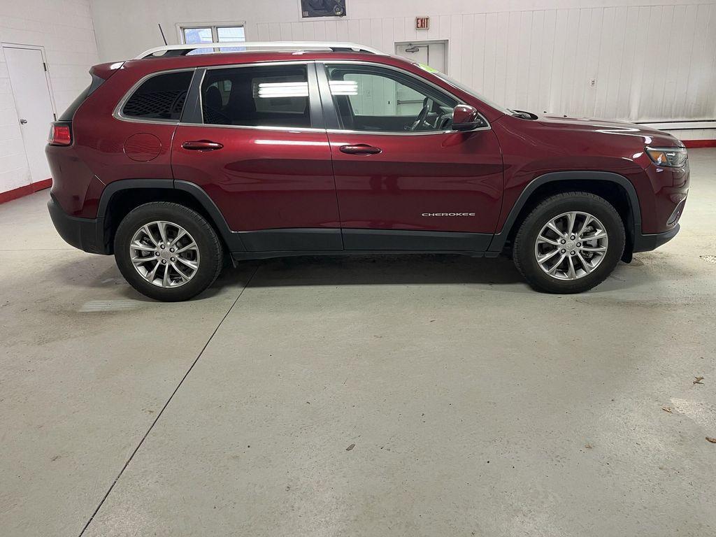 used 2021 Jeep Cherokee car, priced at $21,995