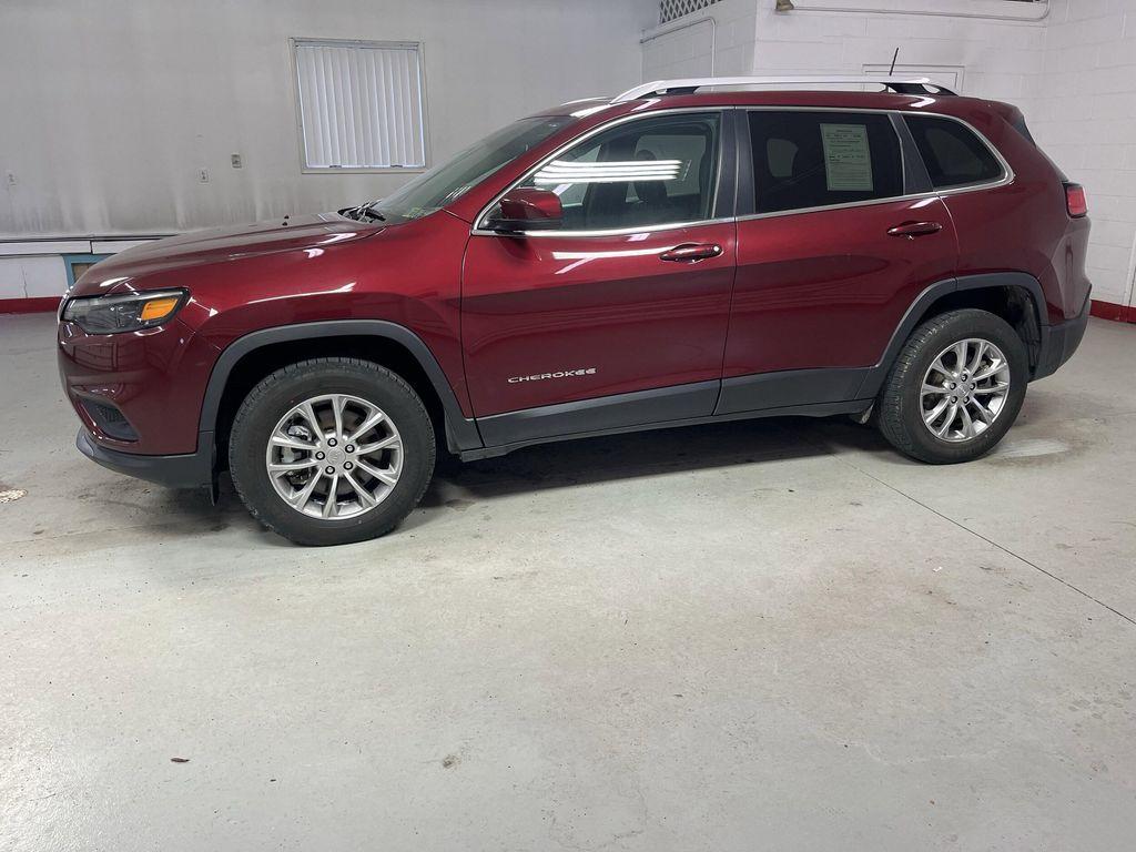 used 2021 Jeep Cherokee car, priced at $21,995
