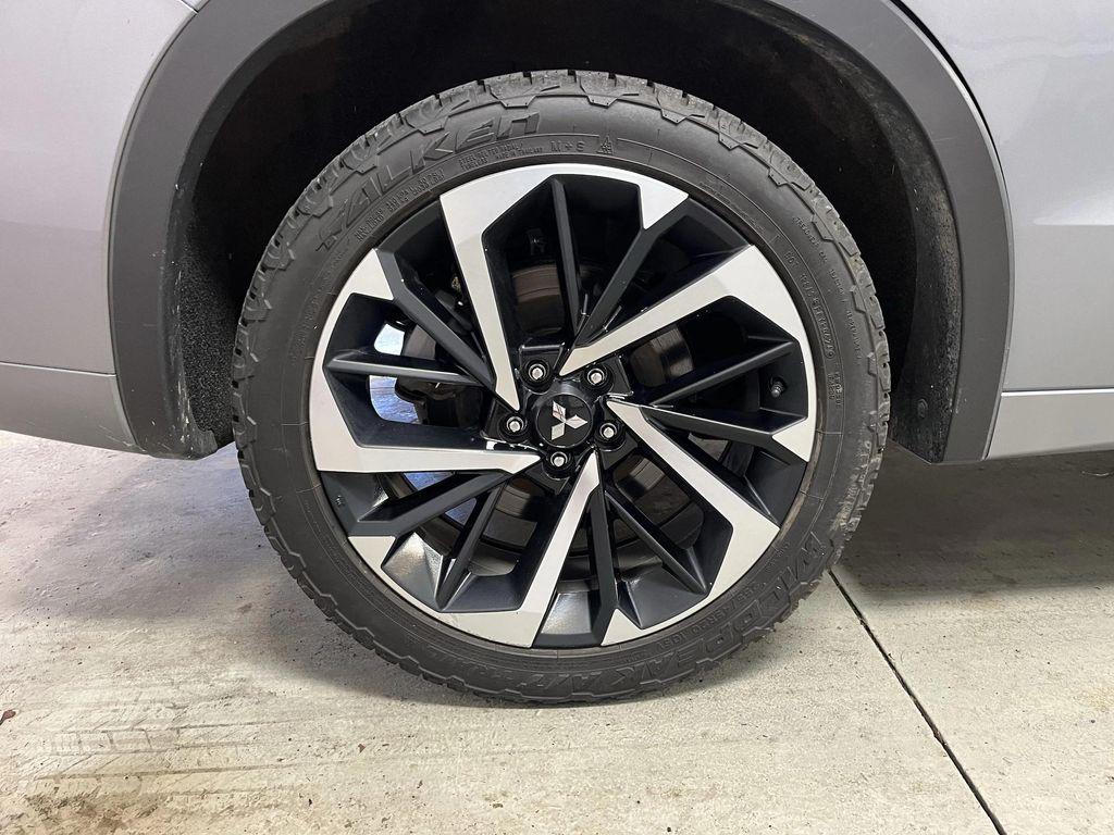 used 2022 Mitsubishi Outlander car, priced at $22,995