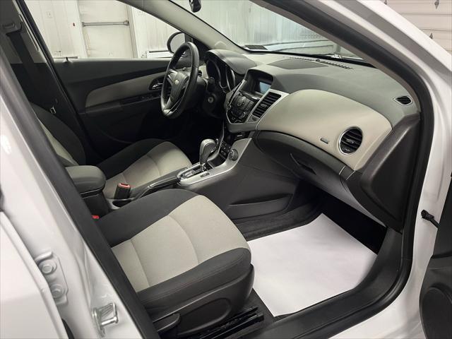 used 2016 Chevrolet Cruze Limited car, priced at $10,995
