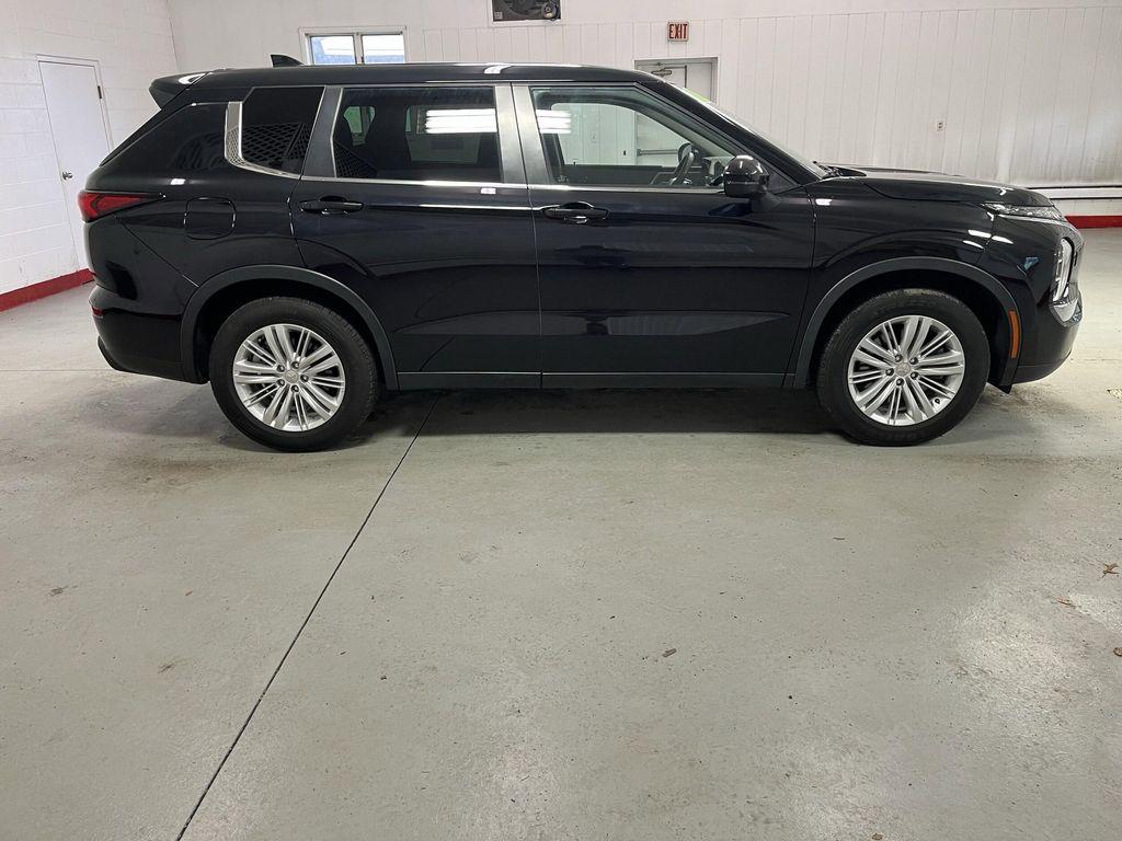 used 2022 Mitsubishi Outlander car, priced at $21,995