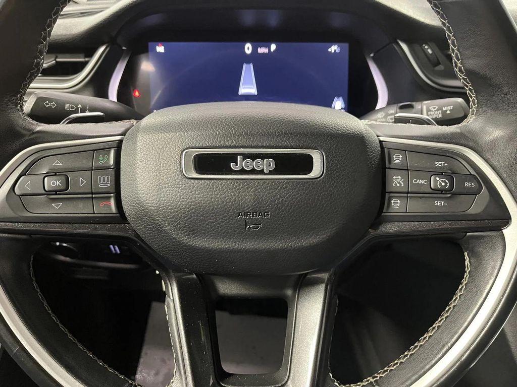 used 2022 Jeep Grand Cherokee car, priced at $28,995