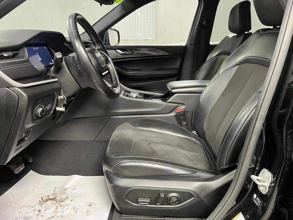 used 2022 Jeep Grand Cherokee car, priced at $28,995