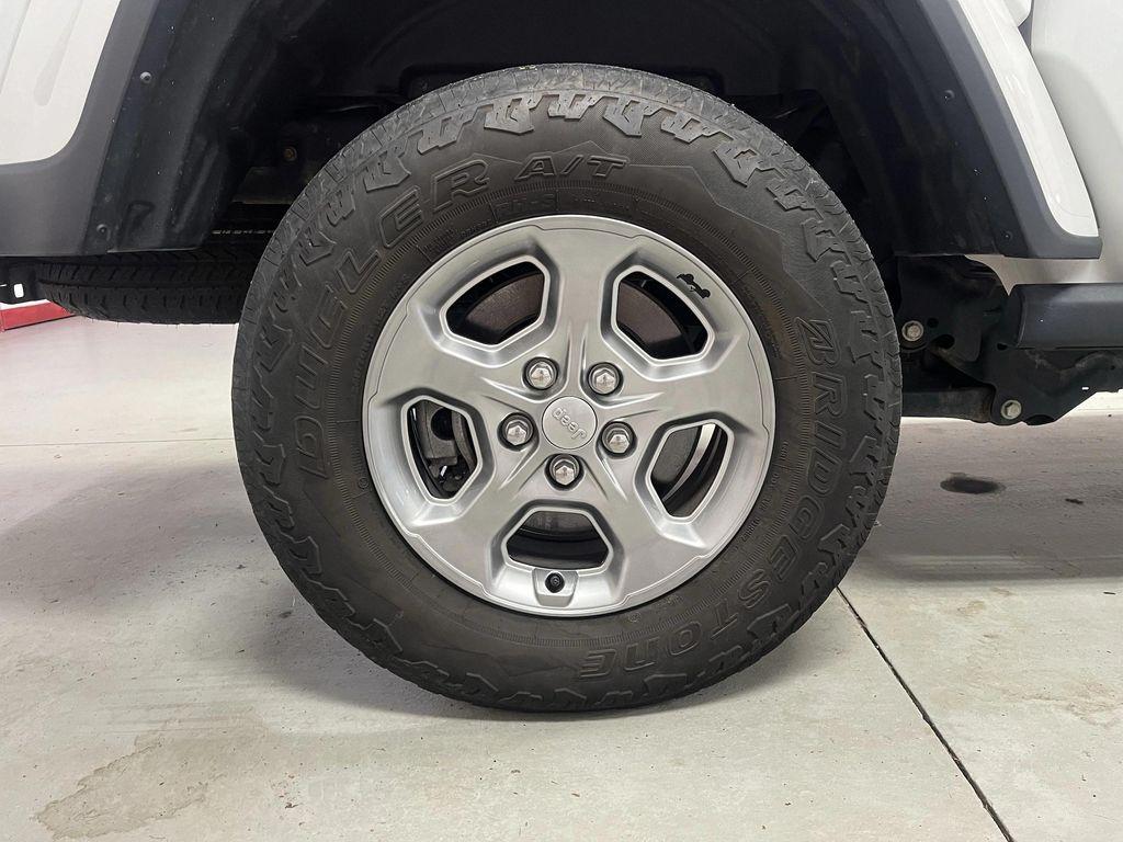 used 2021 Jeep Gladiator car, priced at $29,995