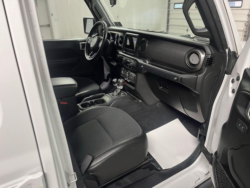 used 2021 Jeep Gladiator car, priced at $29,995