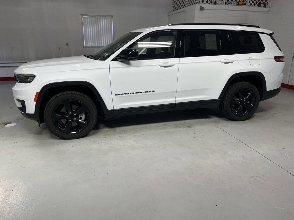 used 2023 Jeep Grand Cherokee L car, priced at $27,495