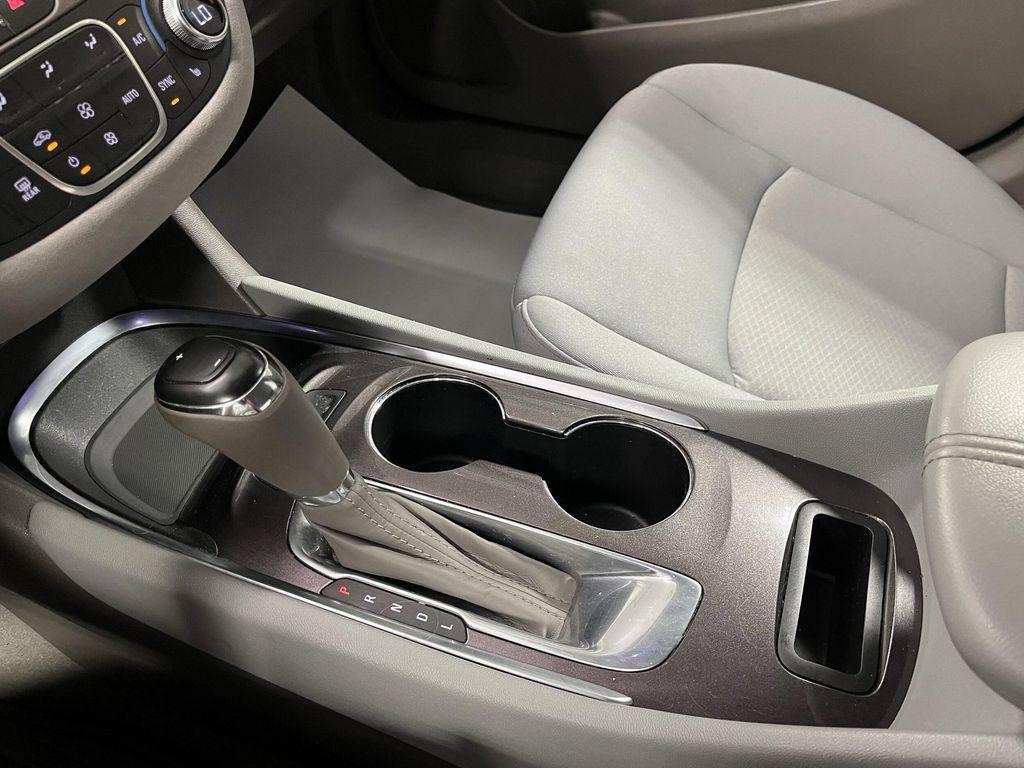 used 2020 Chevrolet Malibu car, priced at $15,995