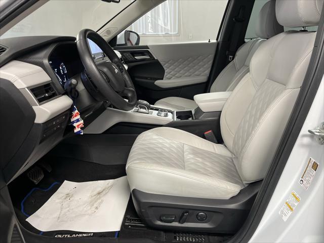 used 2023 Mitsubishi Outlander PHEV car, priced at $28,995