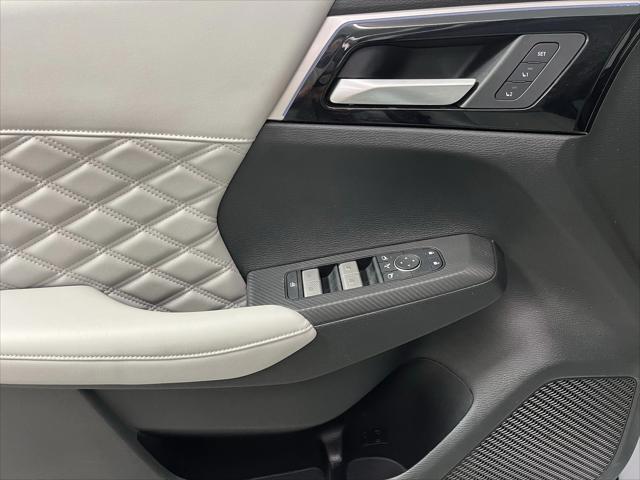 used 2023 Mitsubishi Outlander PHEV car, priced at $28,995